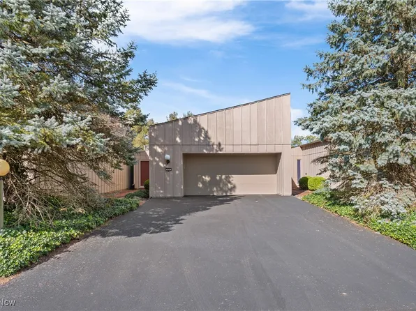 626 Ensenada Ct #5, Berea, OH 44017