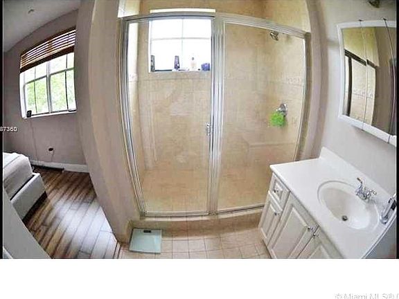 5th image of 2119 Anchor Ct