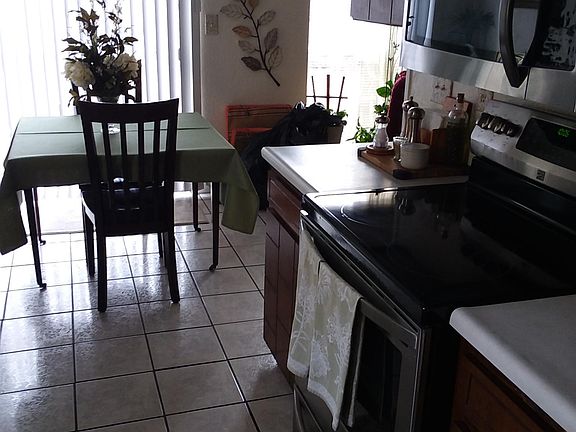 5th image of 2001 Amy Sue Dr APT B