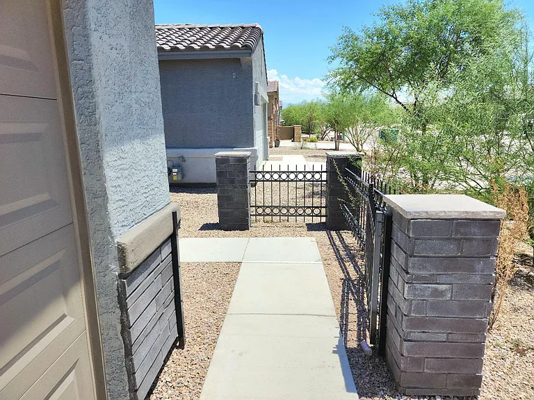 10668 W Dickerson Dr — Photo 49