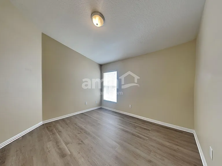 8467 Quarter Horse Dr — Photo 17
