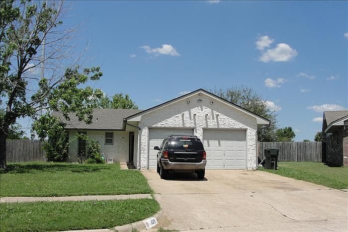 1st image of 329 Orr Dr
