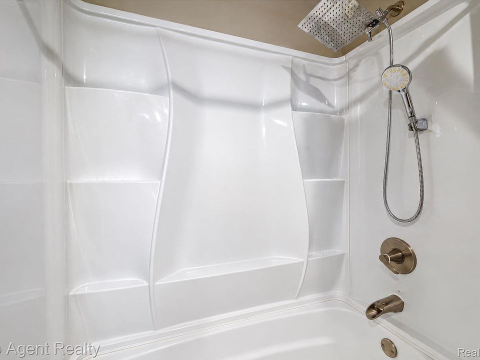 43100 Twelve Oaks Crescent Dr Apt 4055, photo 30