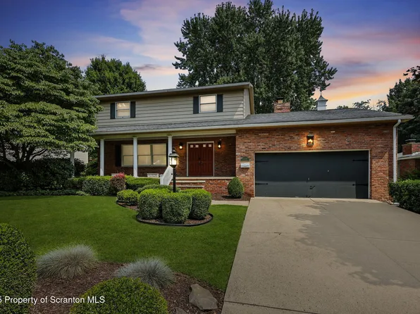 1338 South St, Avoca, PA 18641