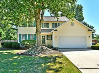 2158 Celestial Dr NE, Warren, OH 44484