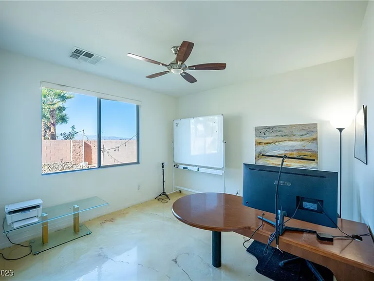 359 Hoskins Ct — Photo 26