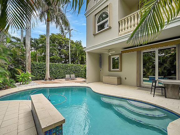 4th image of 1778 Bay Drive #1778
