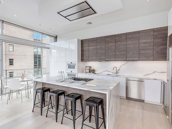 4th image of 1255 NW 9th Ave APT 1403