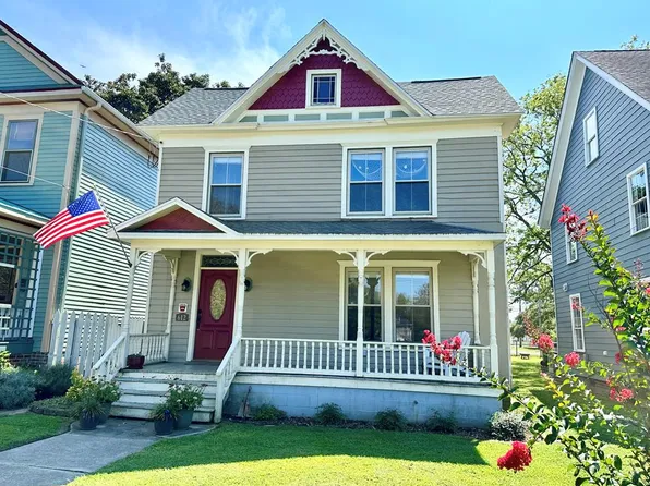 612 Tazewell Ave, Cape Charles, VA 23310