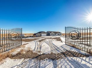 60701 E 38th Ave, Strasburg, CO 80136
