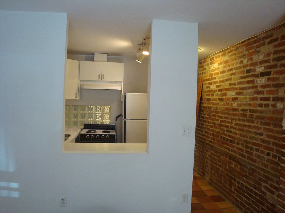 2nd image of 1755 Swann St NW APT B