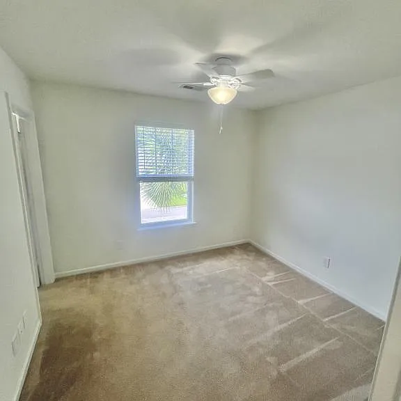 425 Tiburon Dr — Photo 19