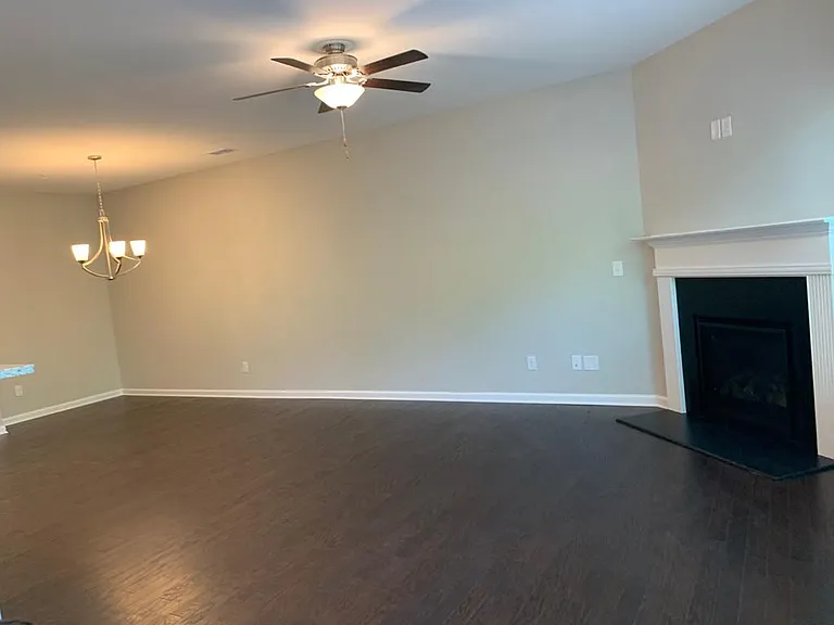 1319 Elderwood Way — Photo 8