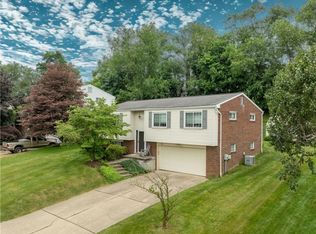 43 Dover Rd, Irwin, PA 15642
