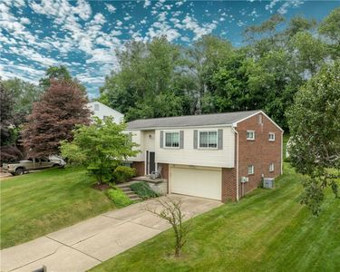 43 Dover Rd, Irwin, PA, 15642