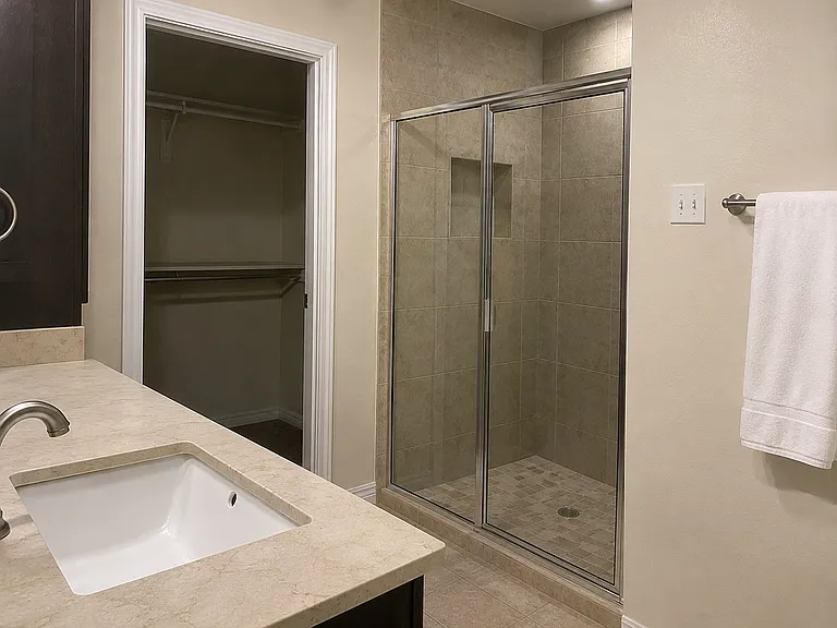 4011 Aidin St — Photo 5
