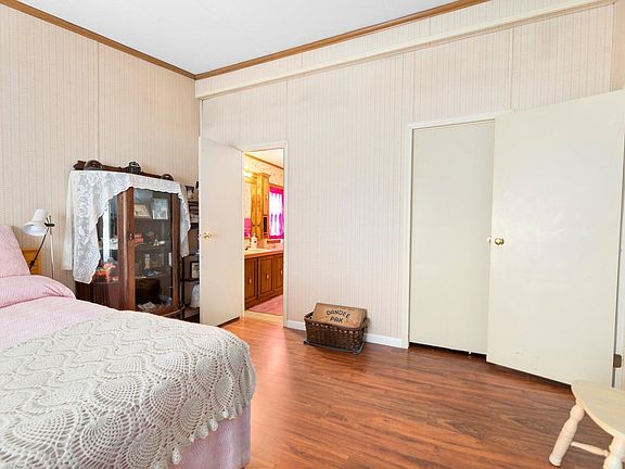 3rd image of 20575 Indian Dr