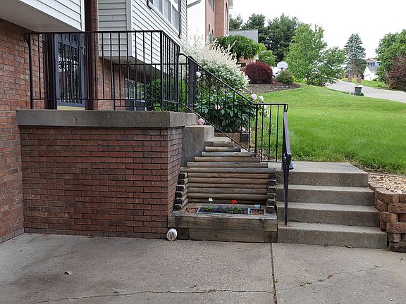 3rd image of 108 Glenn Ave