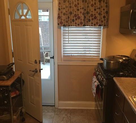 Direct access to backyard from the kitchen.