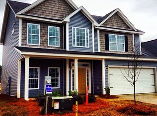 559 Crossland Dr, Moncks Corner, SC 29461
