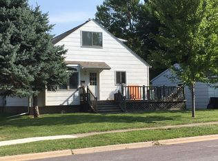 501 9th Ave SE, Waseca, MN 56093