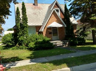 406 S 4th St, Rogers City, MI 49779