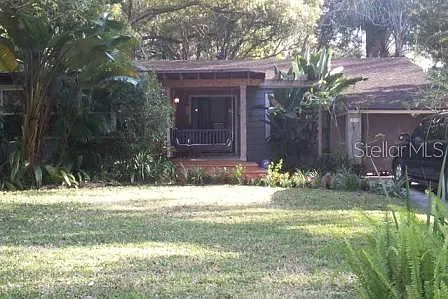 2110 Forest Cir — Photo 2