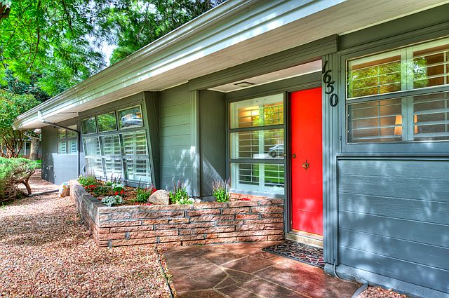 Gorgeous Mid-century mod design