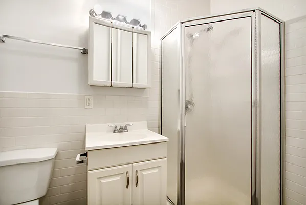 Rented by Compass | media 32