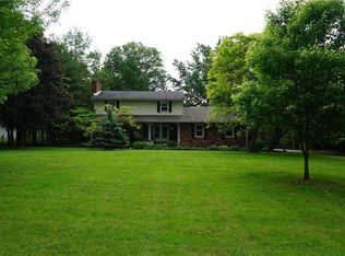 5048 Taylor Rd, Atwater, OH 44201