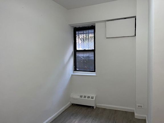 4th image of 8360 118th St