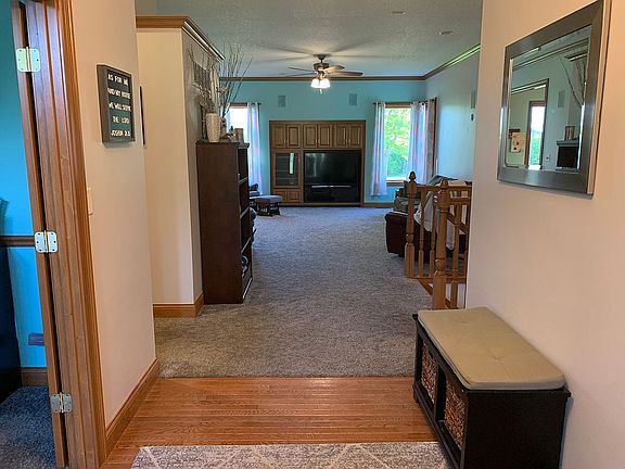 2nd image of 215 Northwood Dr
