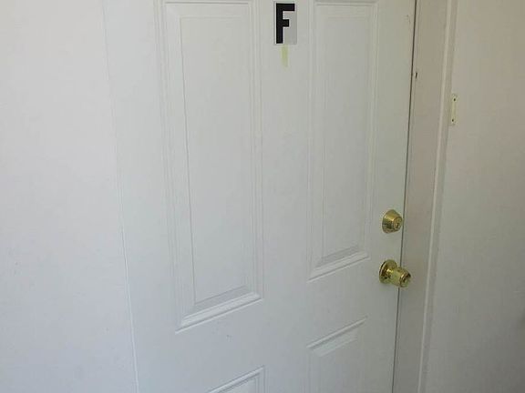 3rd image of 909 S 11th St #F