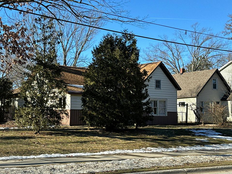 968 Barlow St, Traverse City, MI 49686 Zillow