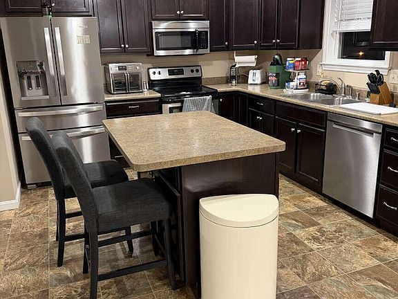 4th image of 10575 Pepperwood Dr