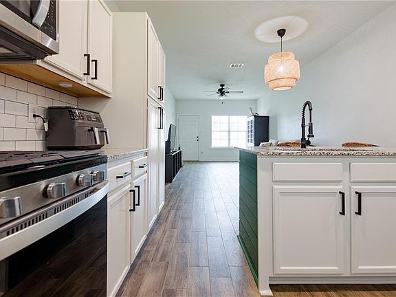 5th image of 22784 Lafourche Ln