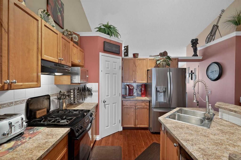 Apartment in Chestermere - View 4