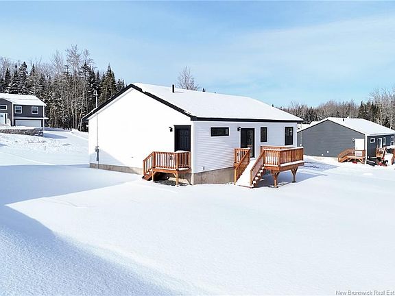 2nd image of 128 Horseman Rd