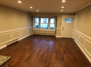 92 E Halls Croft Rd, Freehold, NJ 07728