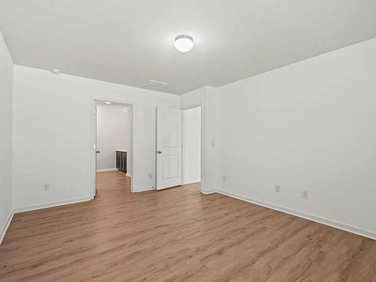 1789 Sapphire Dr — Photo 7