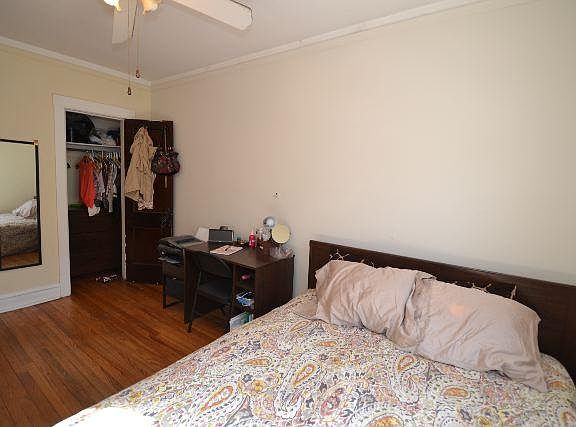 5th image of 1054 W Lill Ave #One