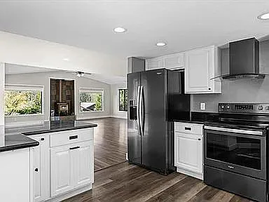 697 E Intervale Rd — Photo 11
