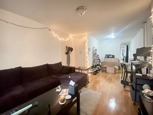 Rented by Bond New York | media 3