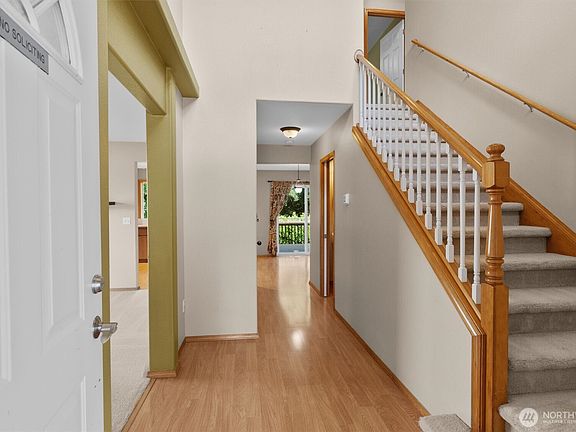 3rd image of 11101 135th Street Ct E