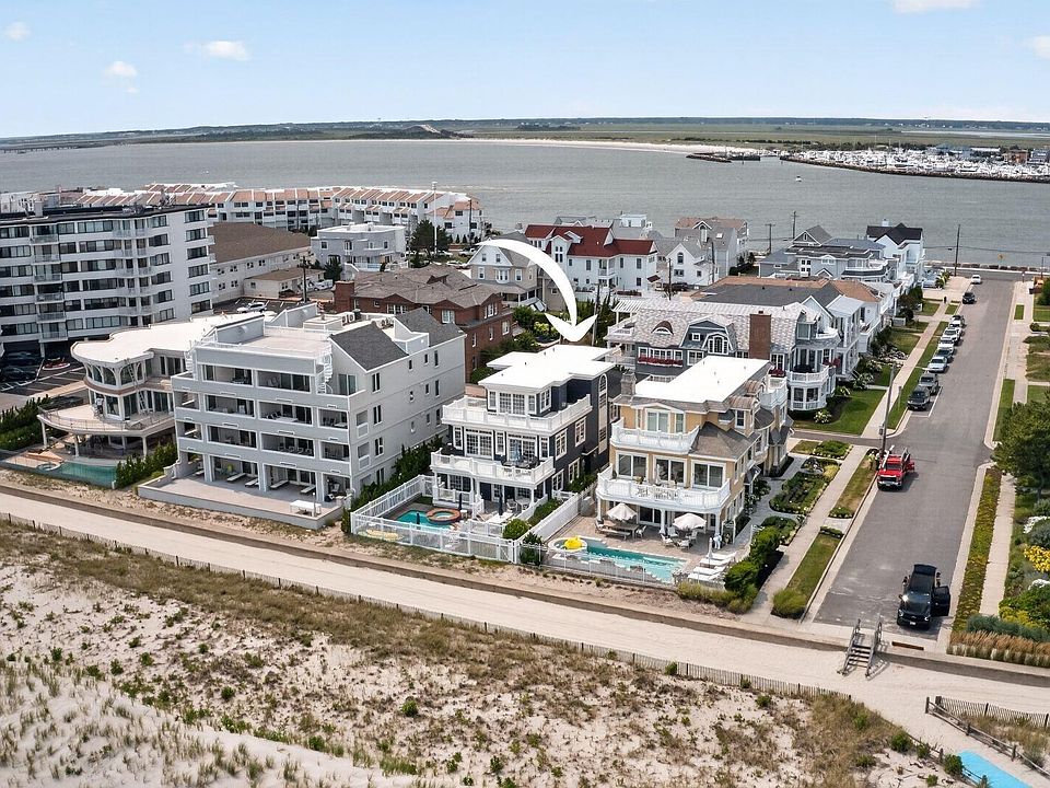 1st image of 1705 Beach Ter