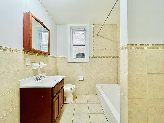 3rd image of 92 Highland Ave #2002