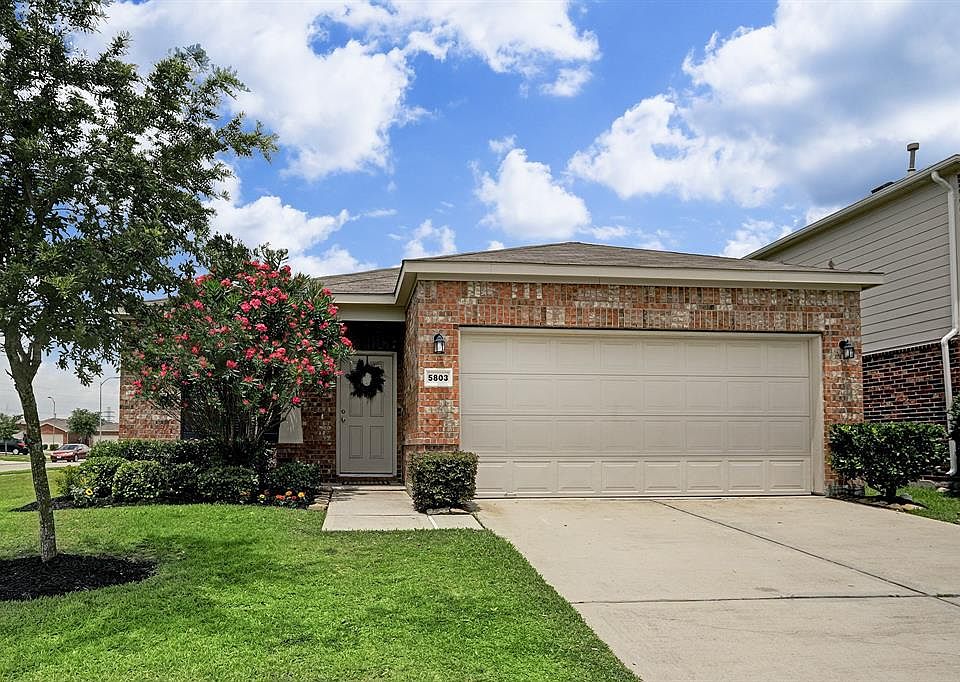 1st image of 5803 Banyan Oak Ct
