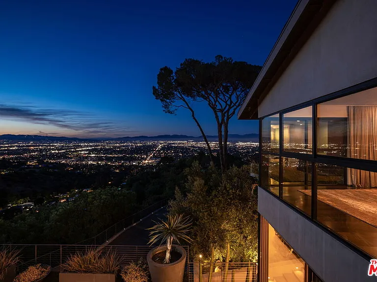 3337 Beverly Ranch Rd — Photo 2