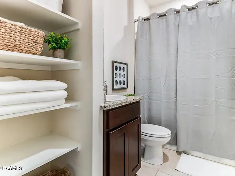 406 Starlight Dr — Photo 15