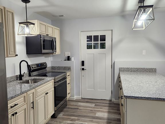 2nd image of 2371 Delight Ct